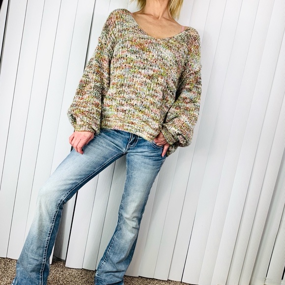 🧶NWT🤩|•FREE PEOPLE•| Cozy-Chic V-Neck Sweater🧶 - Picture 6 of 10
